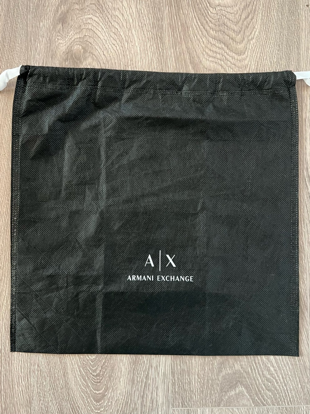 Armani Exchange dust bag (C935)